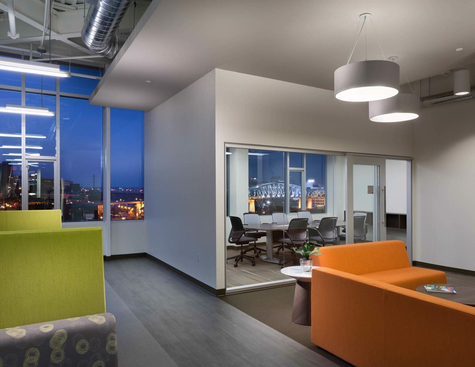 08_Asurion-Ragland_c. Jim Roof Creative Inc