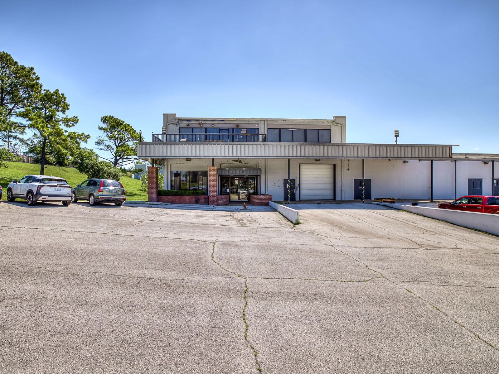 Exterior 2