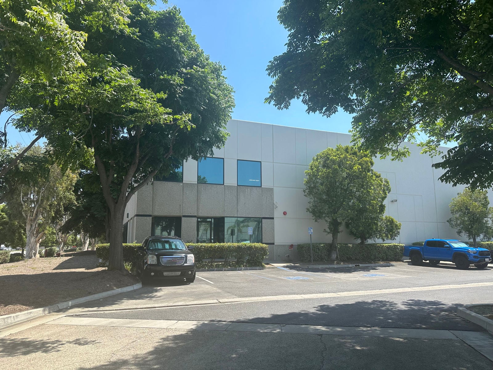 10620 Mulberry Ave - Photo.JPG