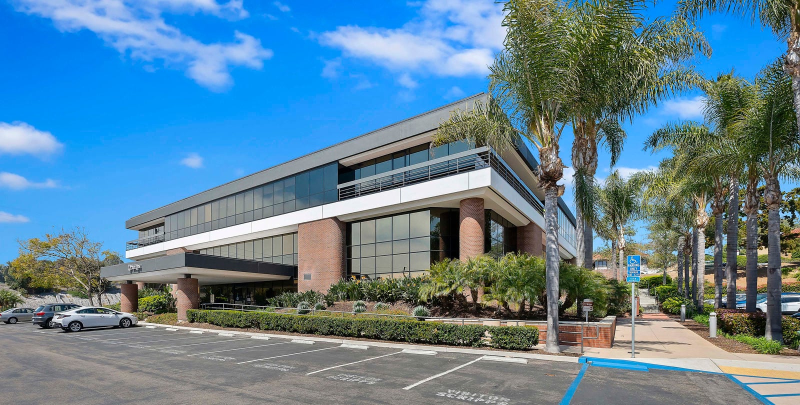 Solana Crossing 380, 420, 440 & 462 Stevens Avenue - Image 11