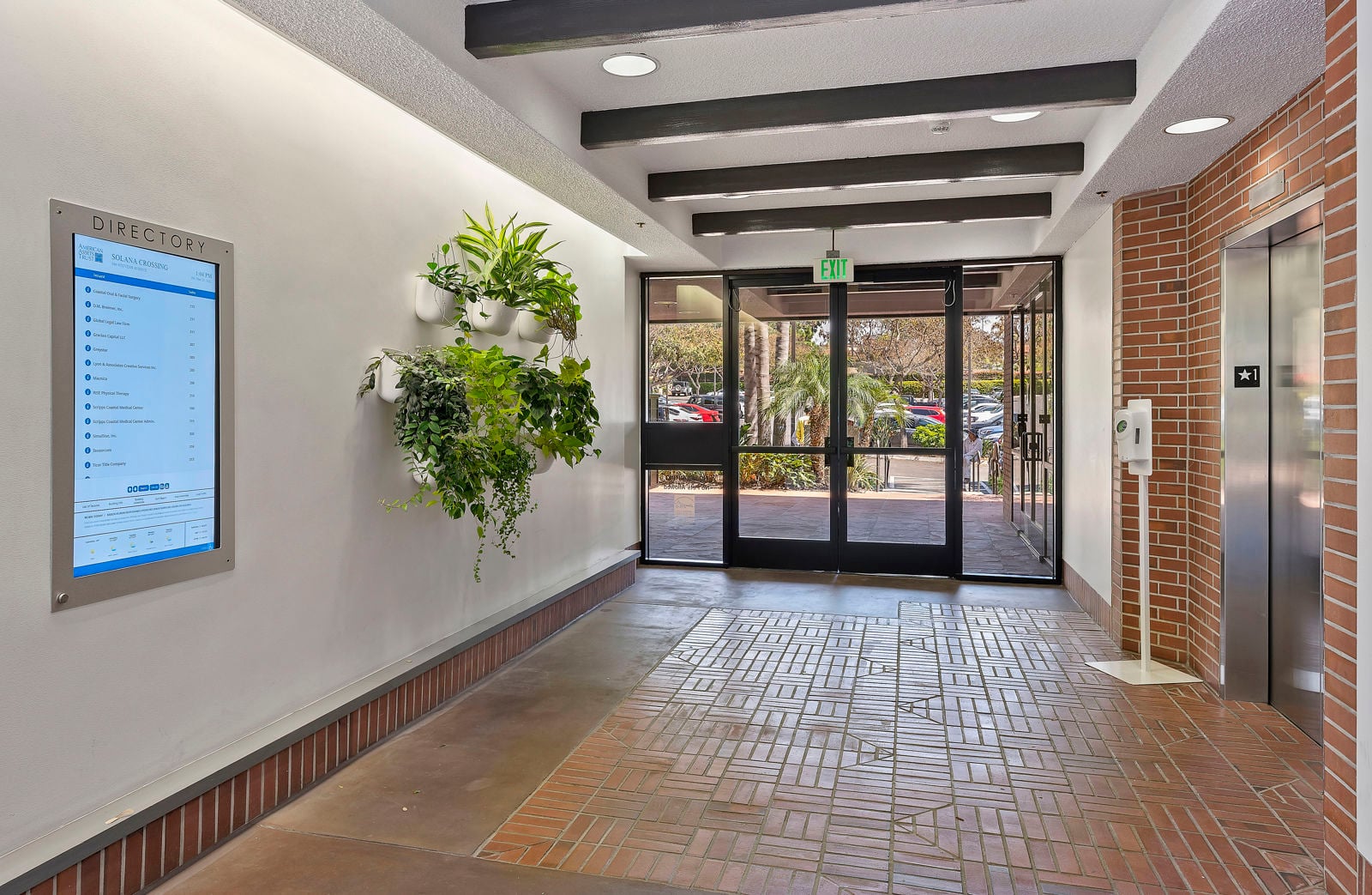 Solana Crossing 380, 420, 440 & 462 Stevens Avenue - Image 13