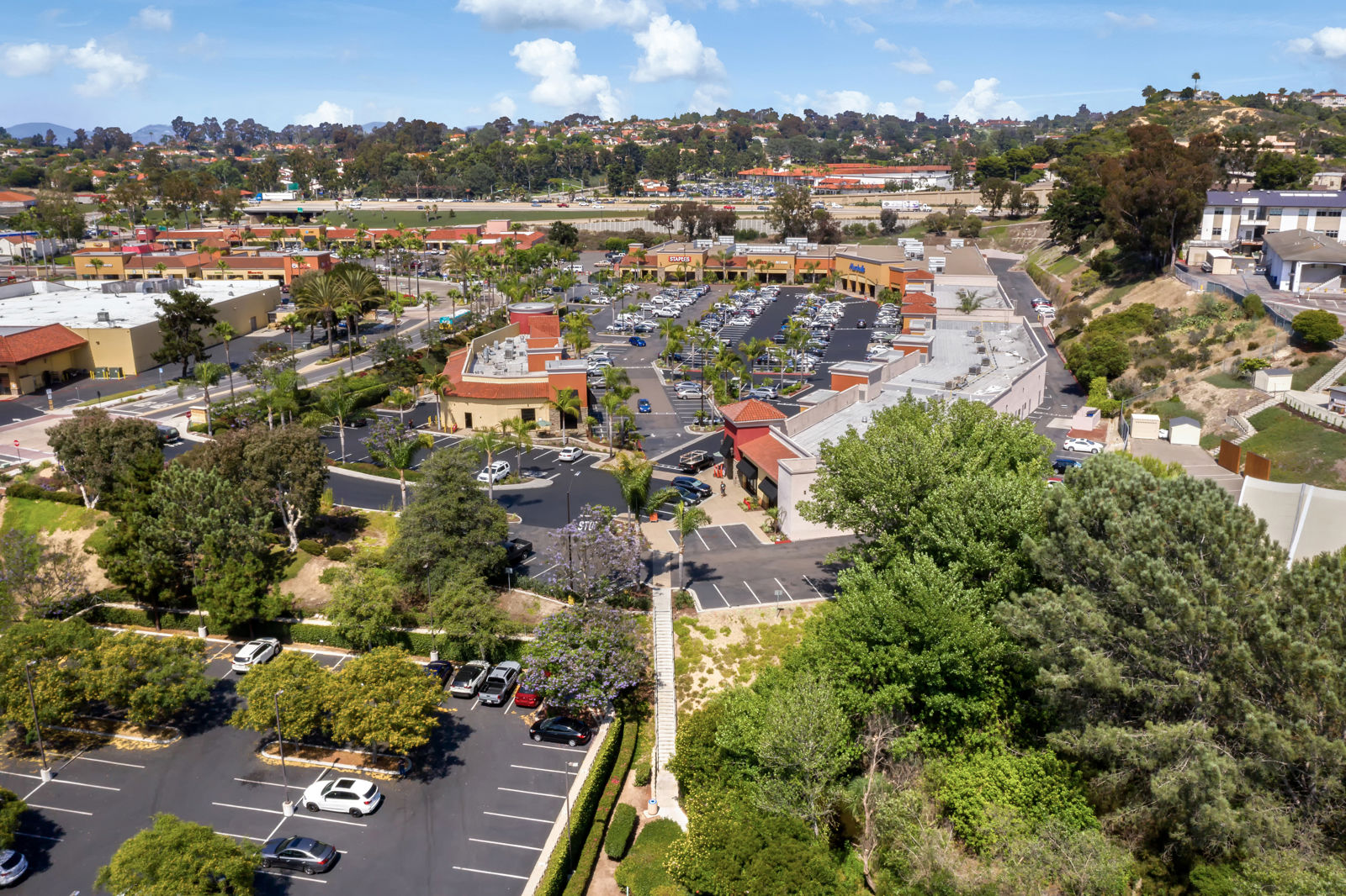 Solana Crossing 380, 420, 440 & 462 Stevens Avenue - Image 4