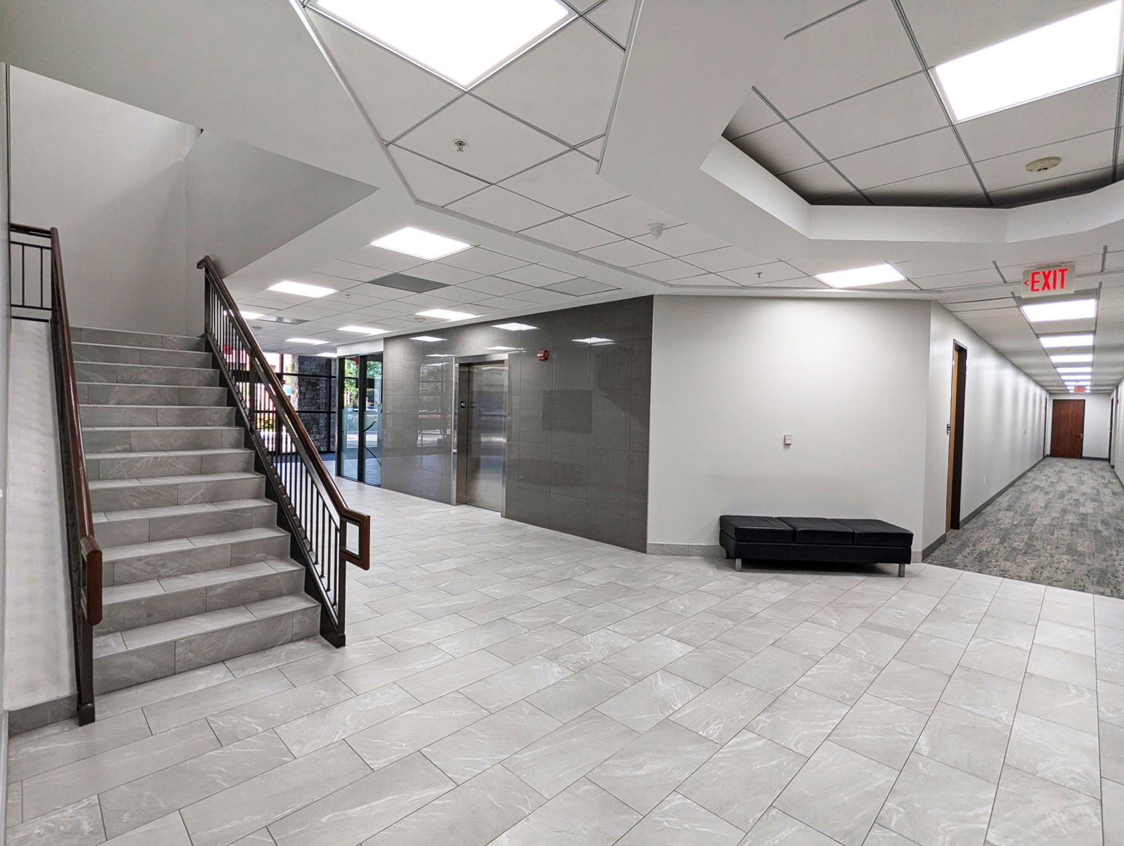 HARGRAVE_131449812 E