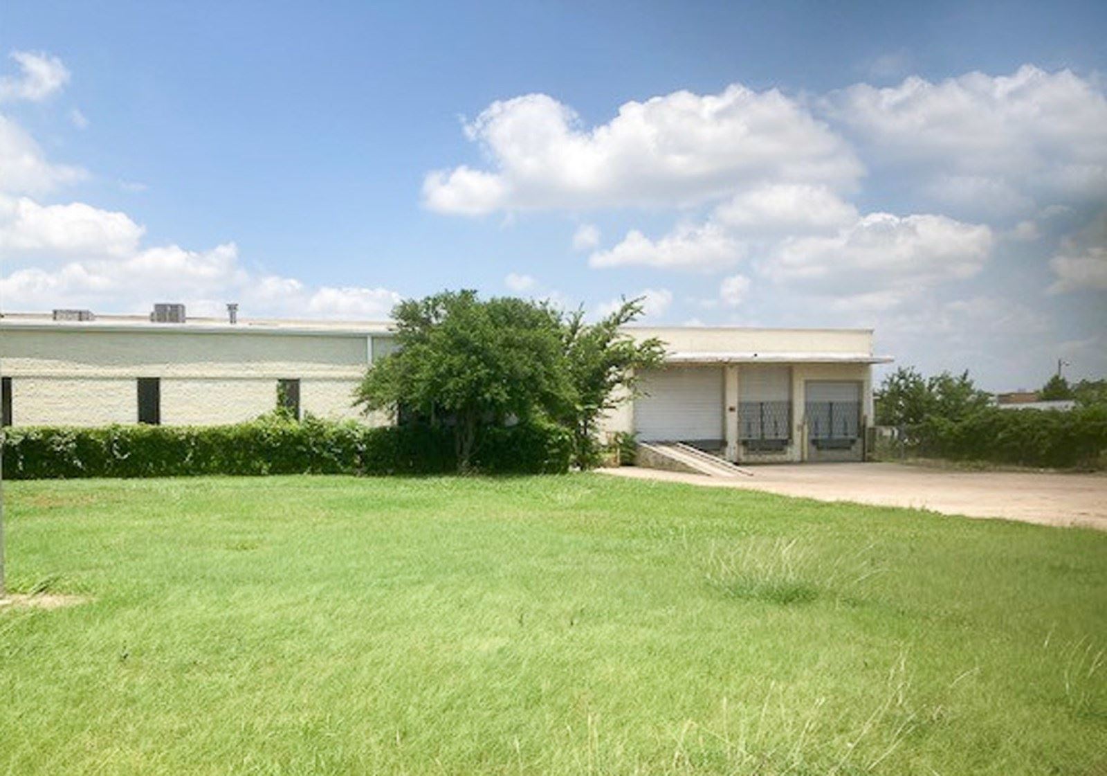 2929 Glenfield Avenue - Image 1