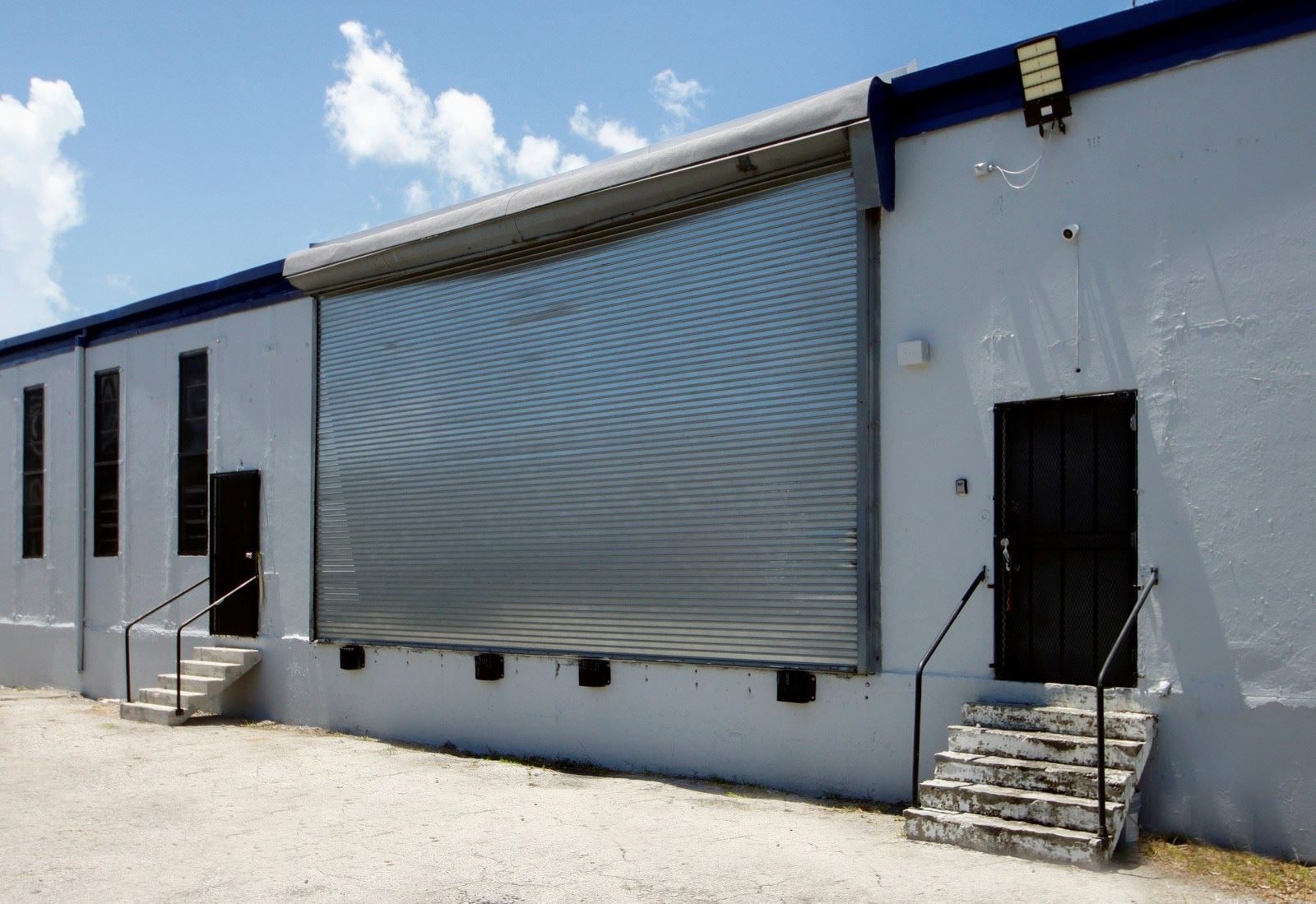 Oversized Dock Door.JPG