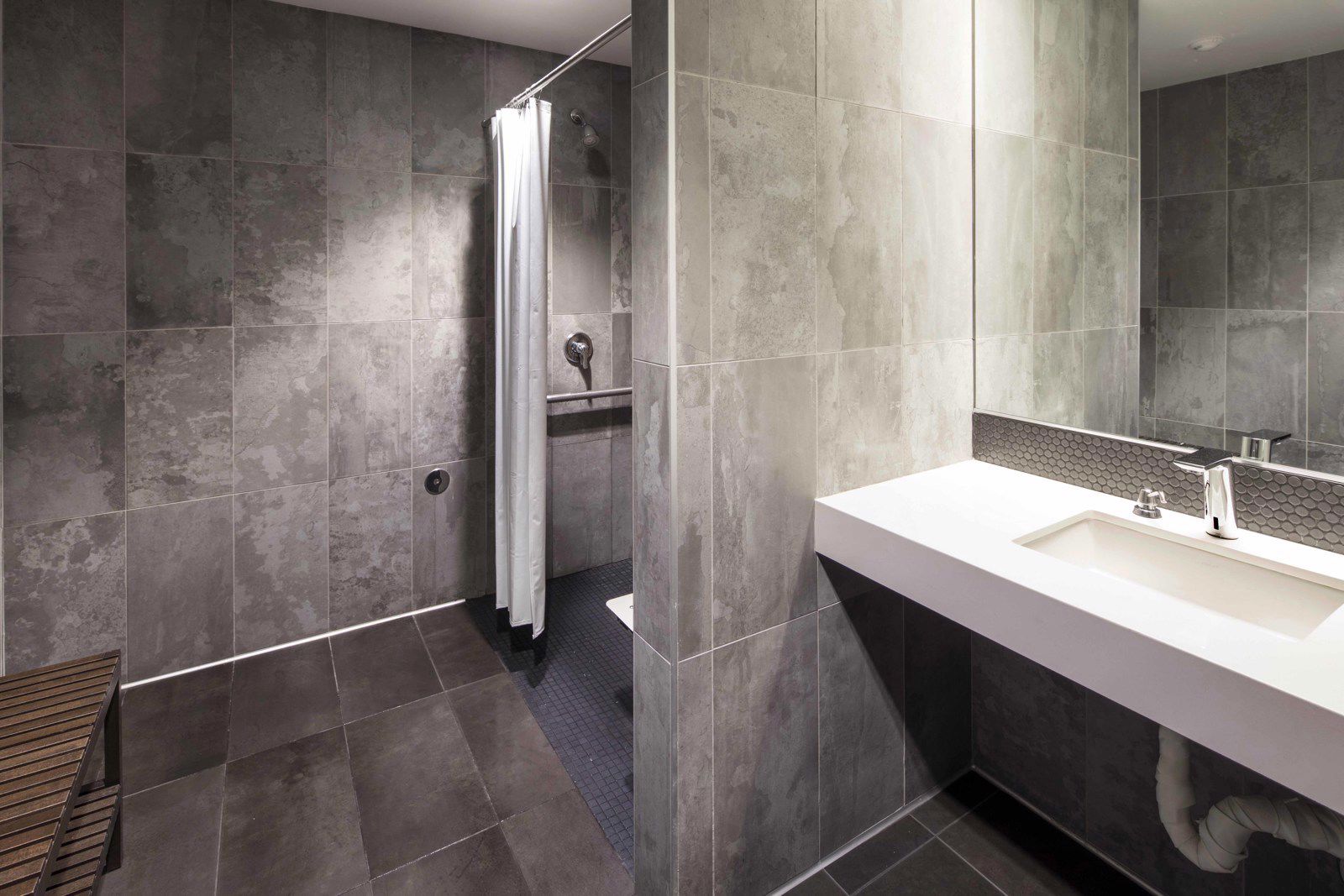 AXS18_INT_046_reduced