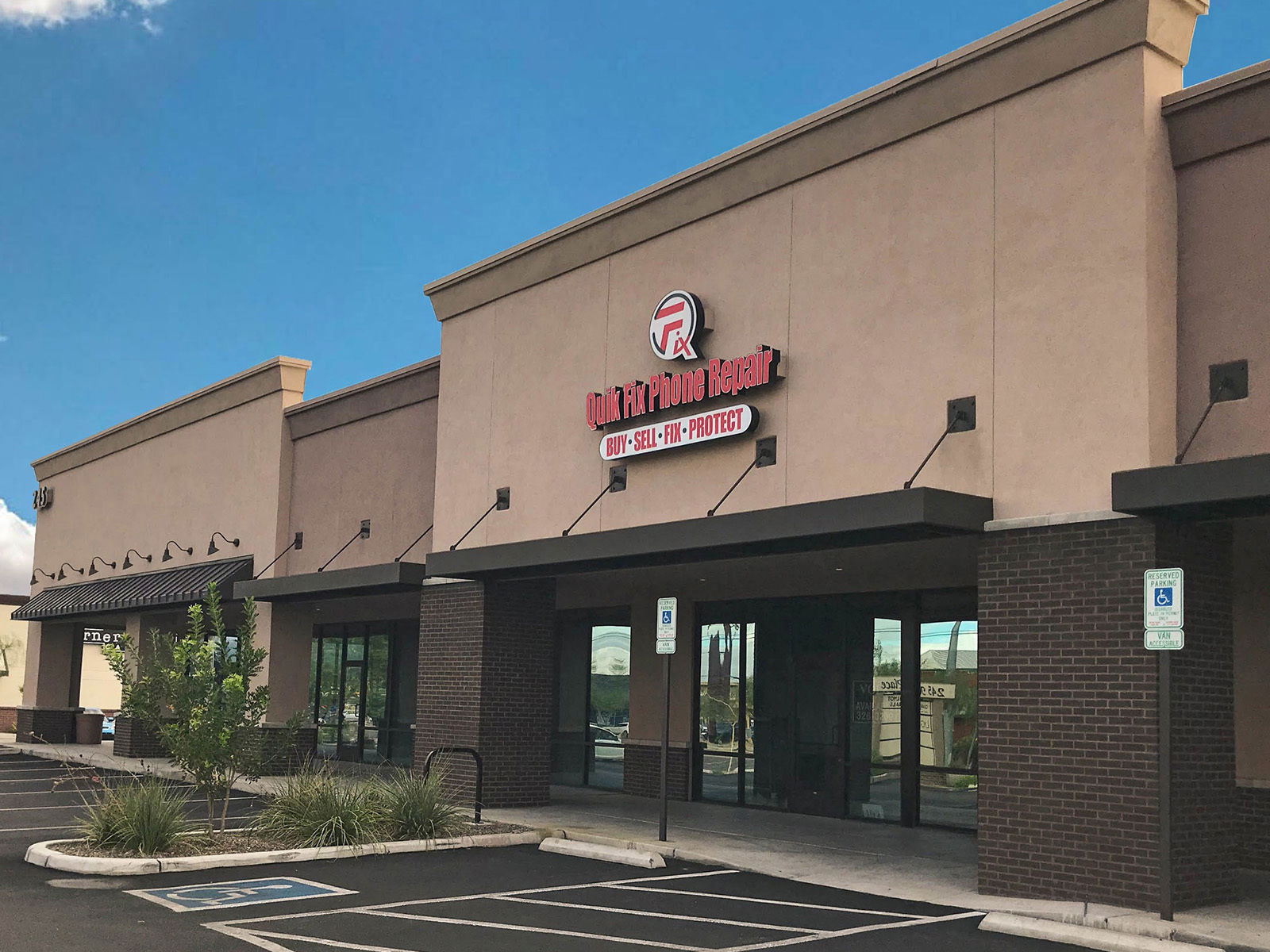 245 Marketplace - Main