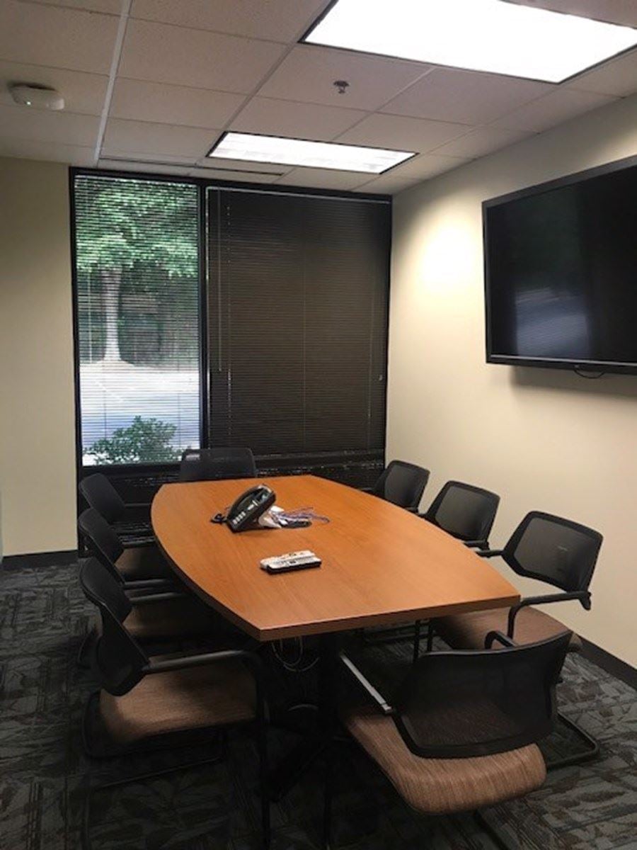 SUGARLOAF III 2810 Premiere Parkway - Image 4