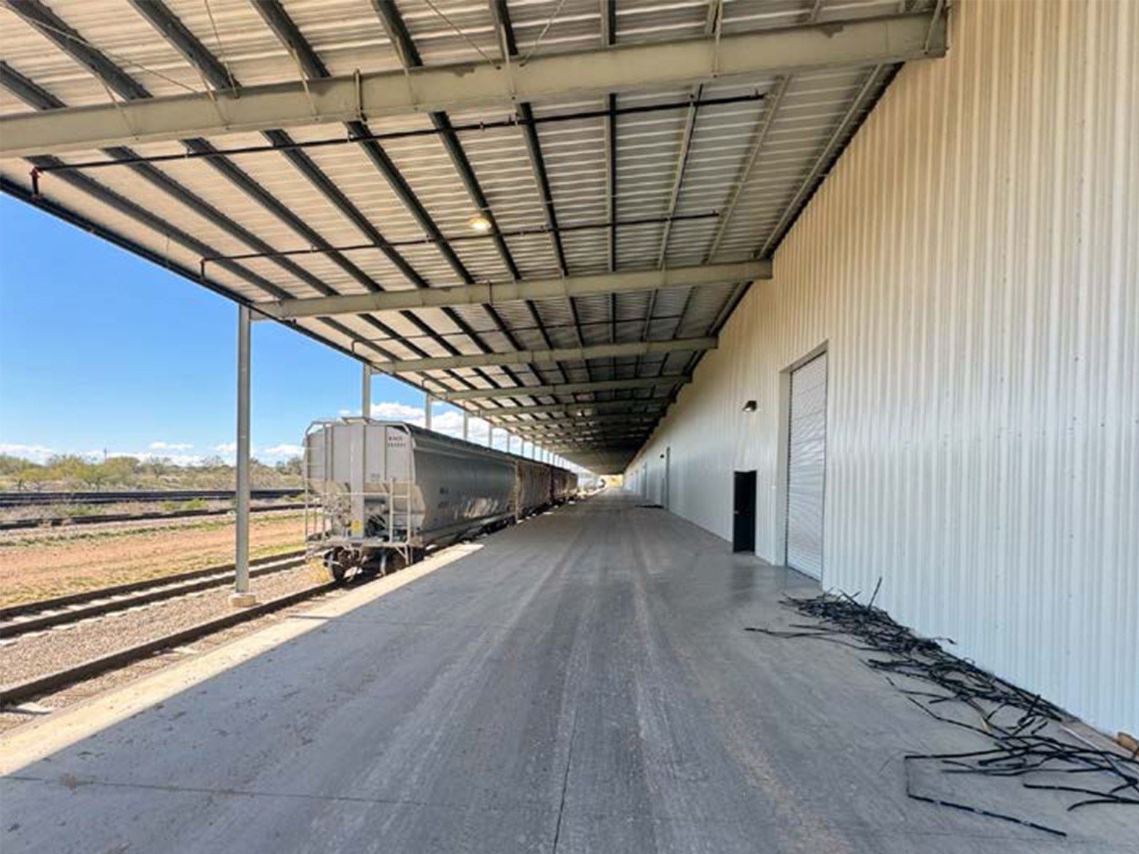 7225 S Kolb Rd-Exterior