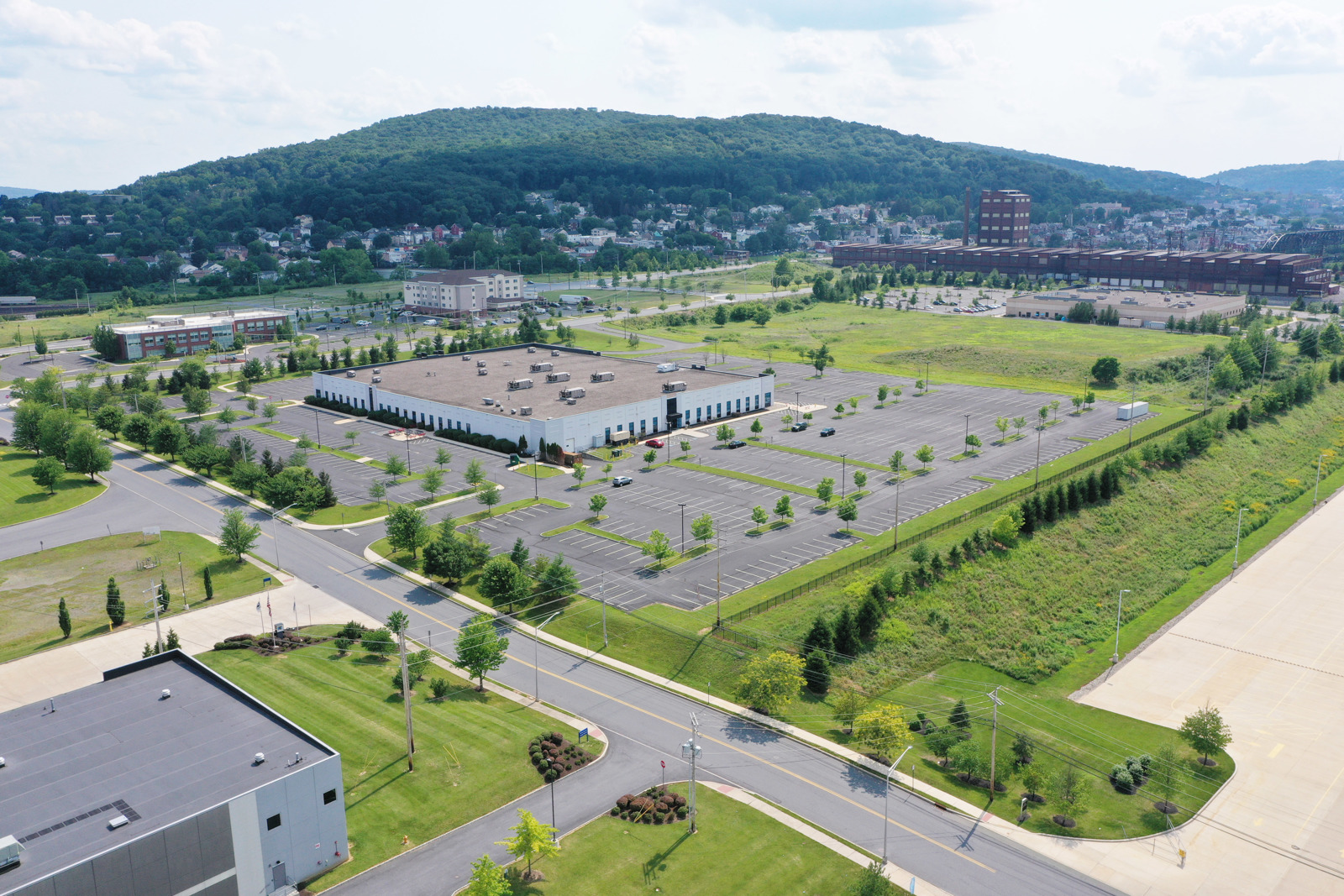240 Emery Yards — Lease in Bethlehem, PA, photo 3 of 6