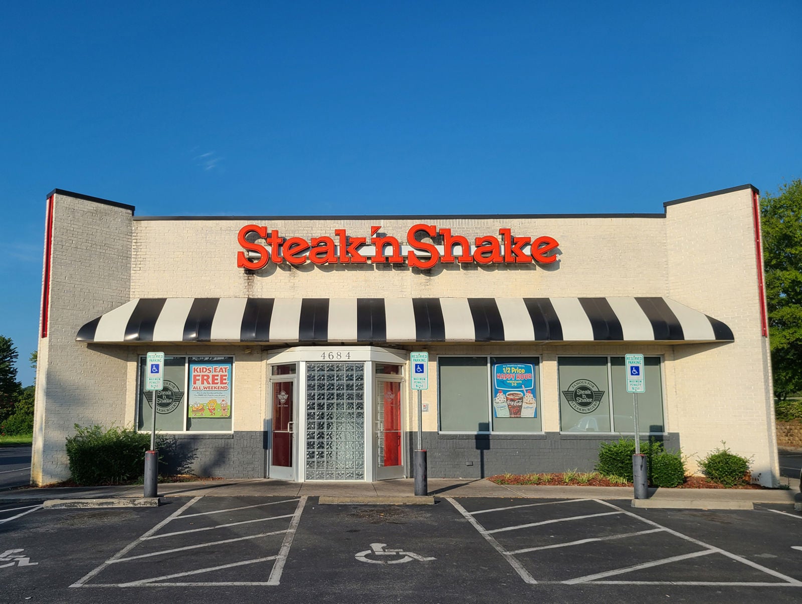 4684-N-Patterson-Ave-Main-1600x1207