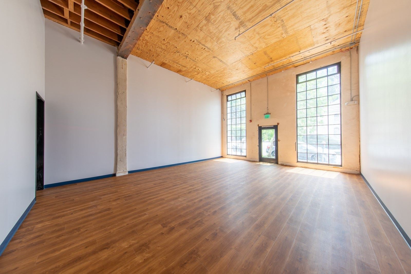 JonesBldg2ndFloor-030