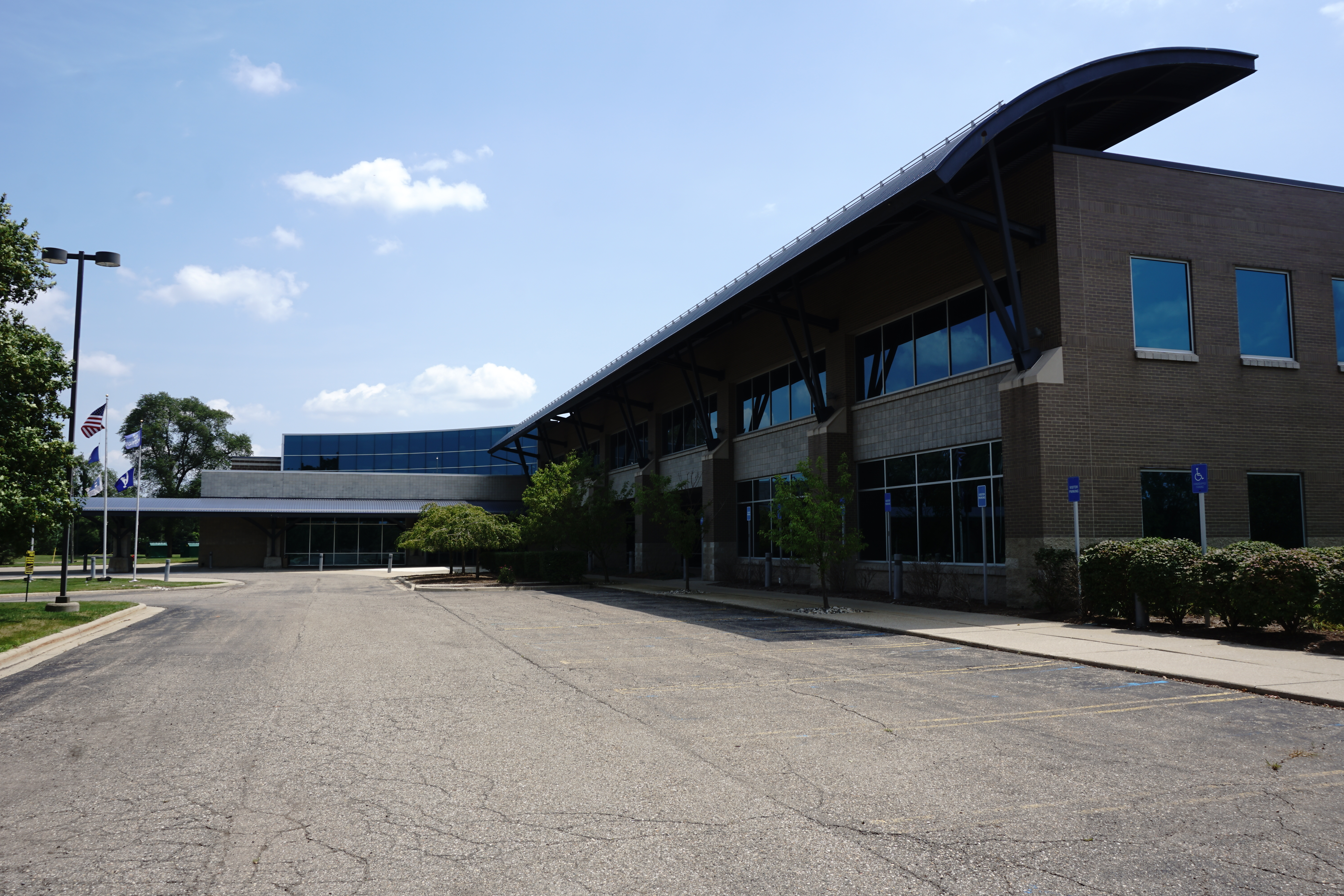 FlexIndustrial in Van Buren Township, MI — Lease in Van Buren Township, MI, photo 1 of 4