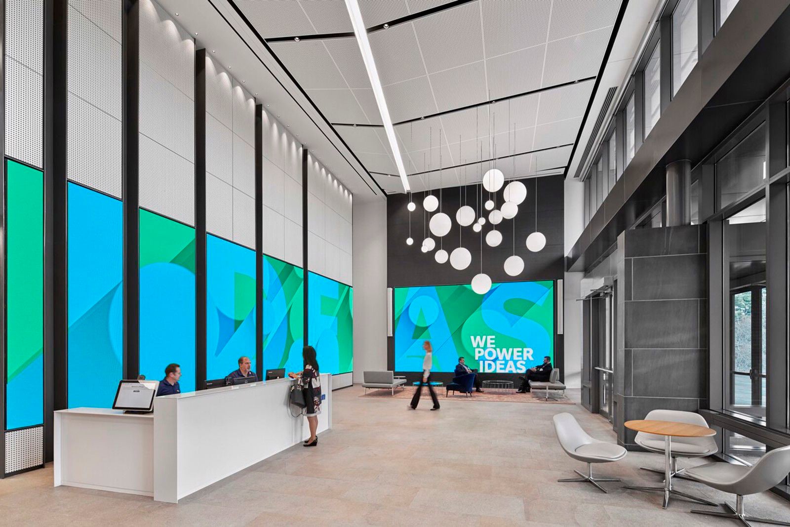 5 Giralda Farms - Image 2