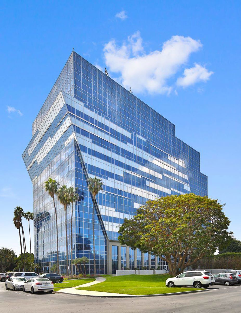 Pacific Pointe Building Photo