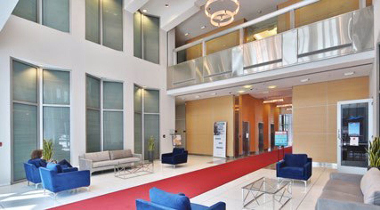 Pacific Pointe Interior Photo2