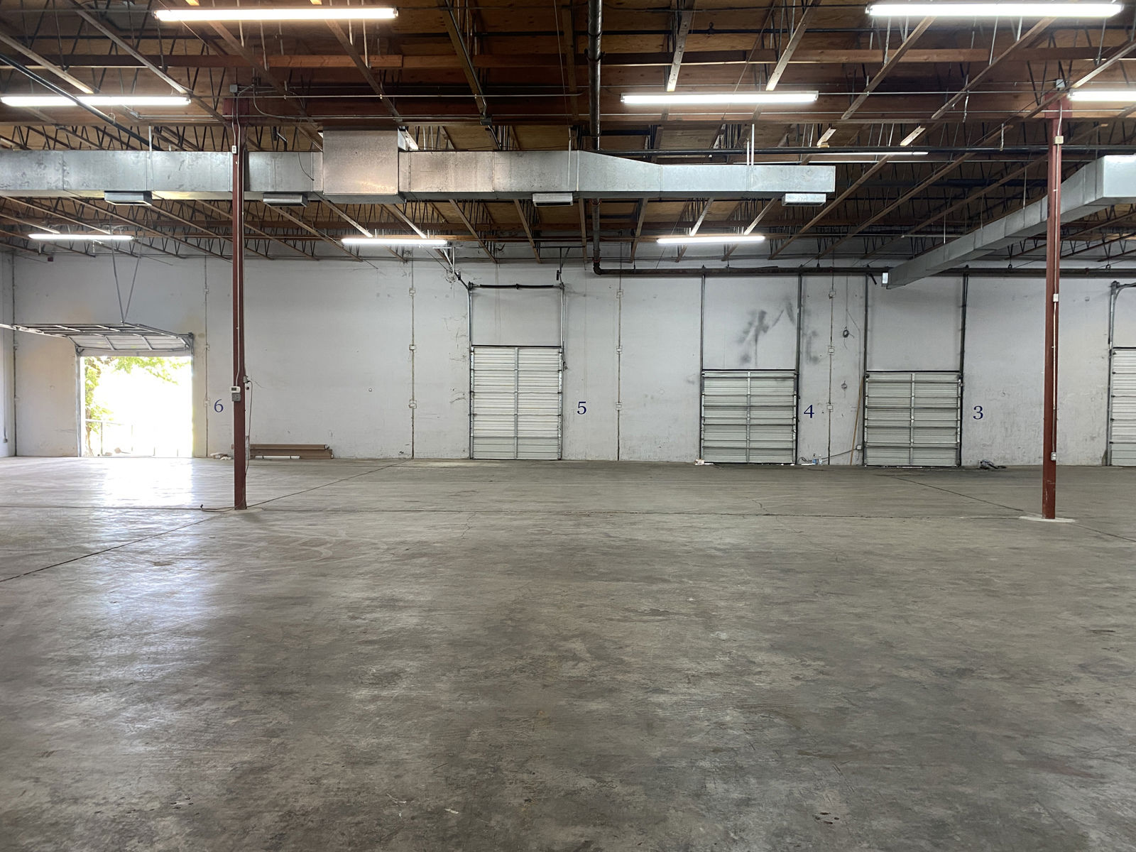 Ramp + Dock Doors.JPG