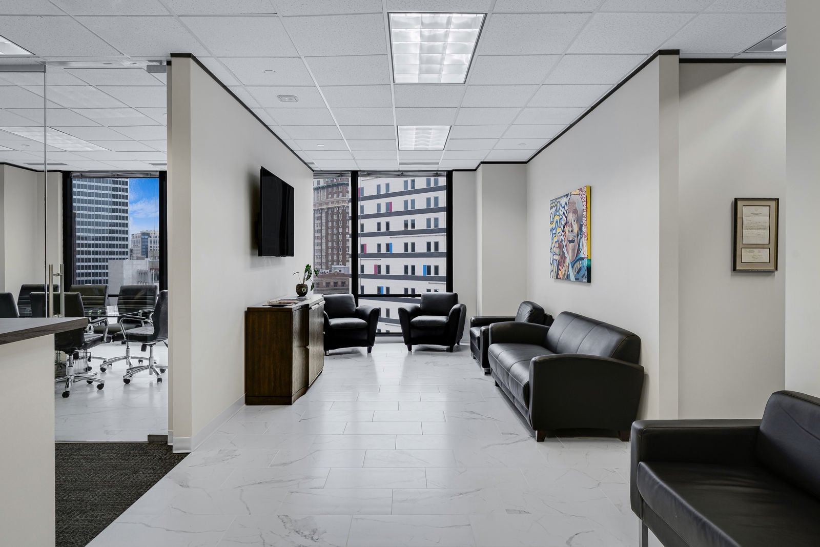 One Memphis Place - Interior