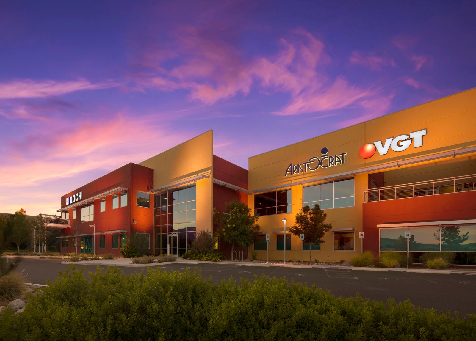 877 Trademark-Architectural Exterior_RGB