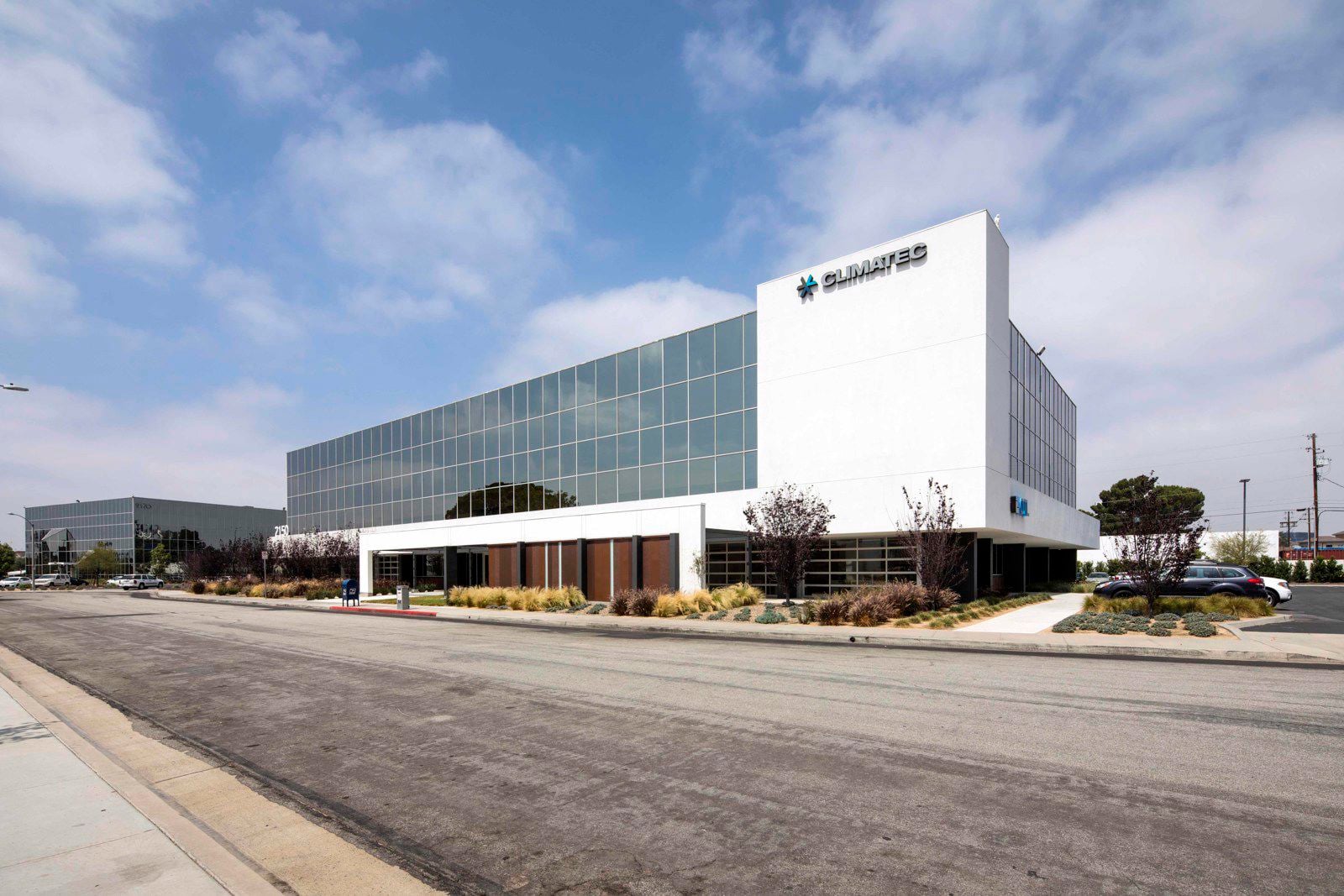 AXS18_EXT_004_reduced_2150