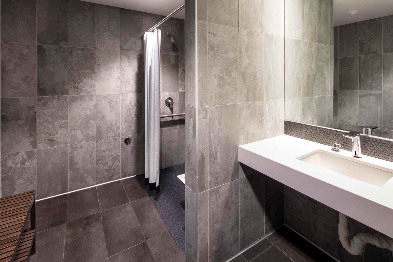 AXS18_INT_046_reduced