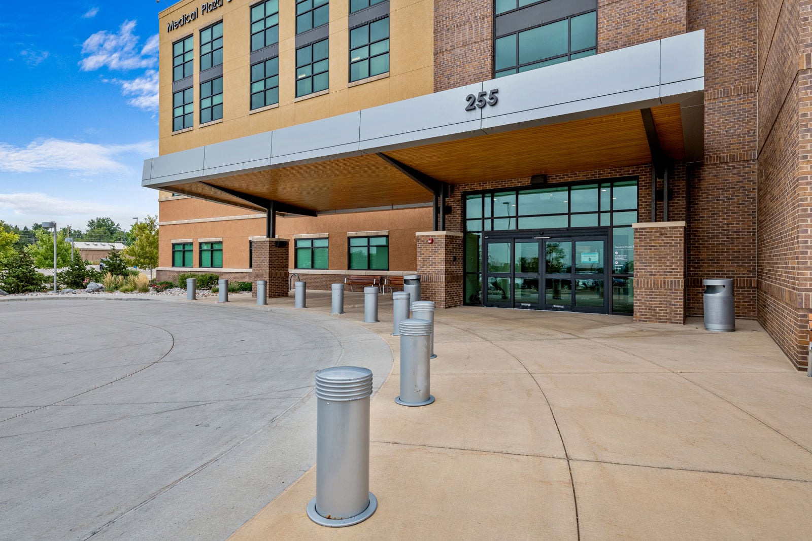 MuntzStudios-StAnthony MOB 3 exterior-10