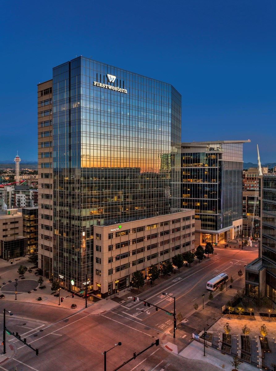 1900 16th Street Exterior_9647