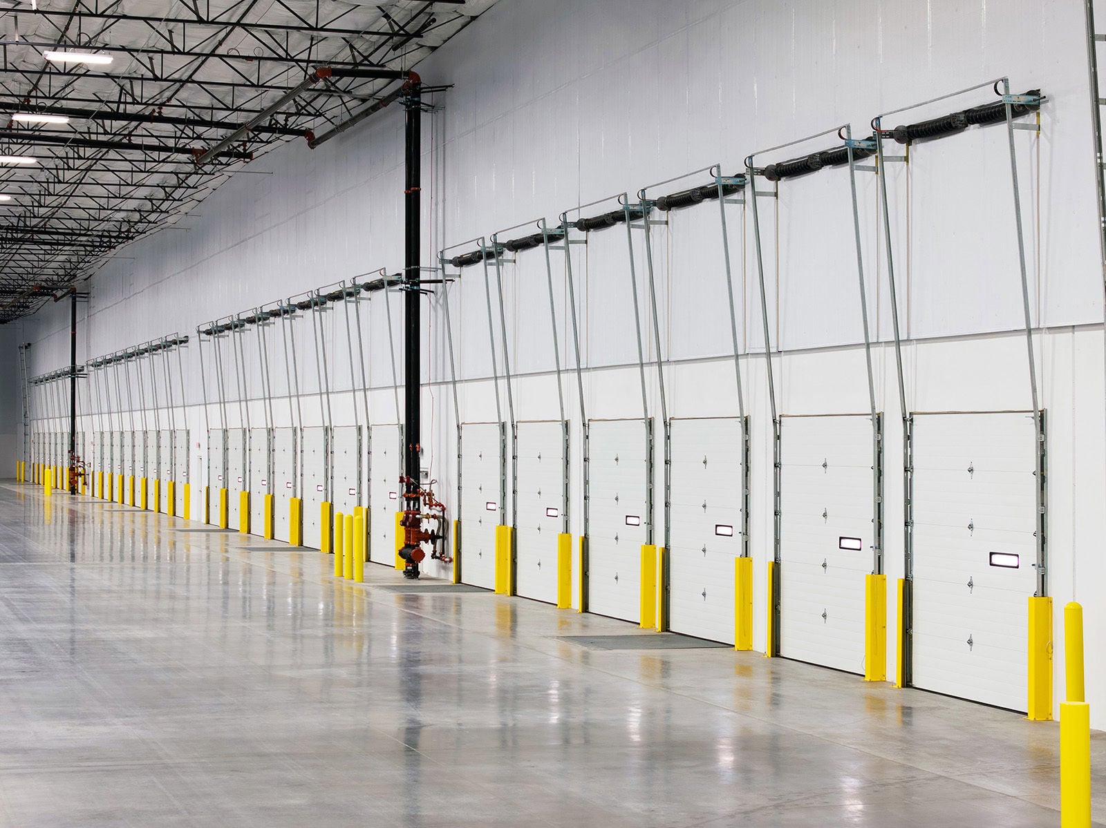 010-DJI_20251114154733_0170_global listings