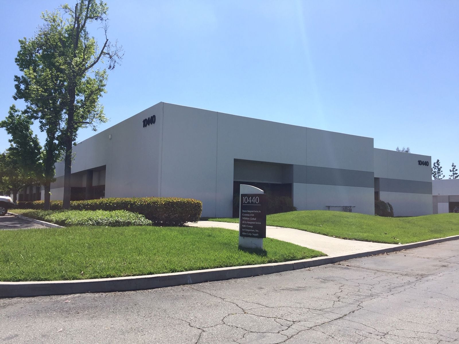 10440 Pioneer Blvd.JPG