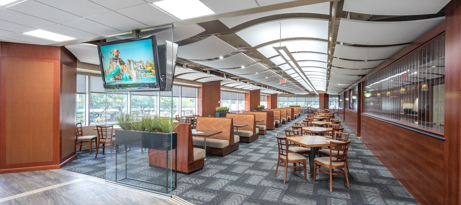 Four Oaks Place_Cafeteria_2021_Mabry Campbell_26