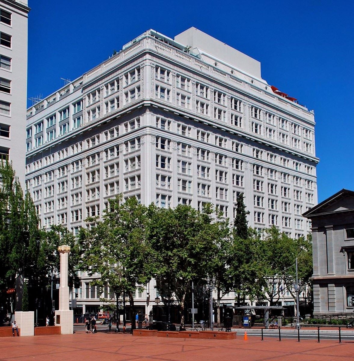 Meier_&_Frank_Building