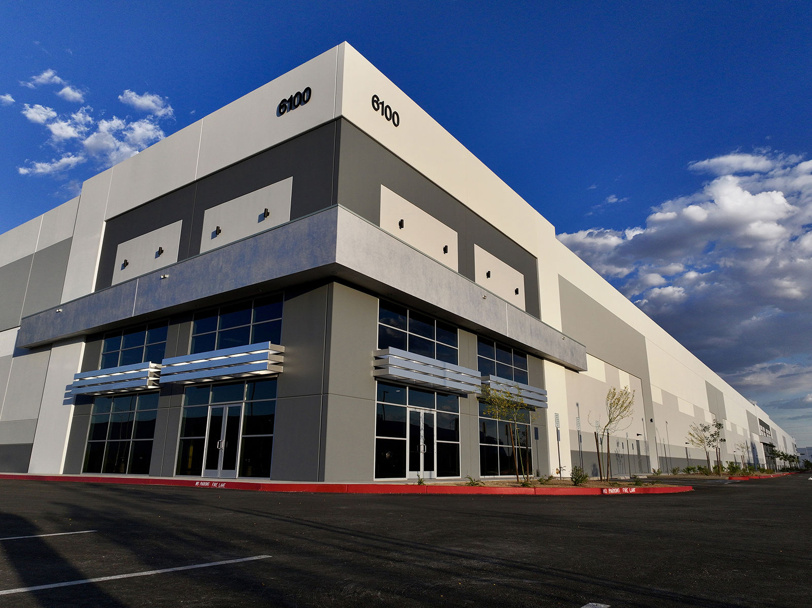 IMG_4569_global listings