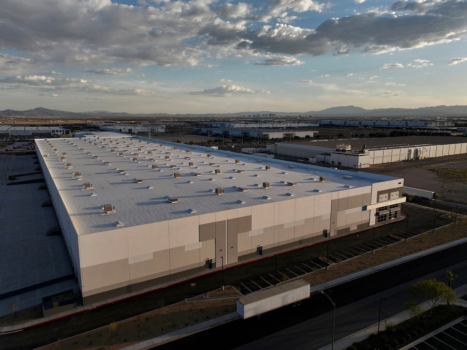 IMG_4561_global listings