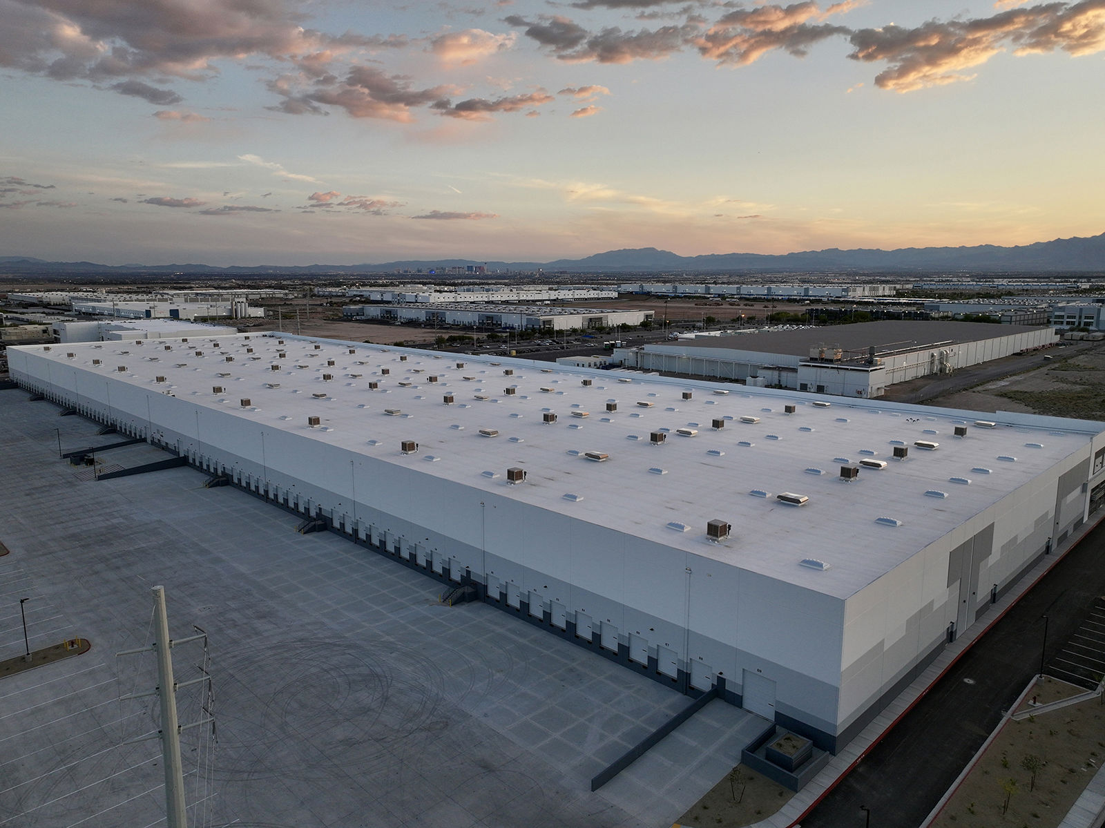 IMG_4590_global listings