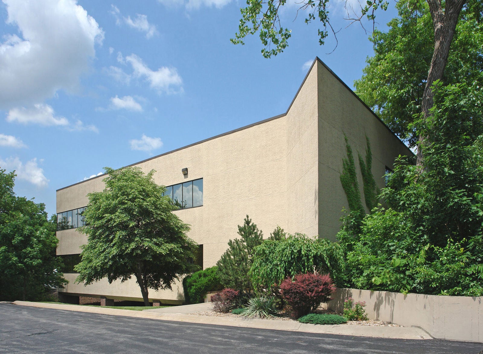 Exterior 2