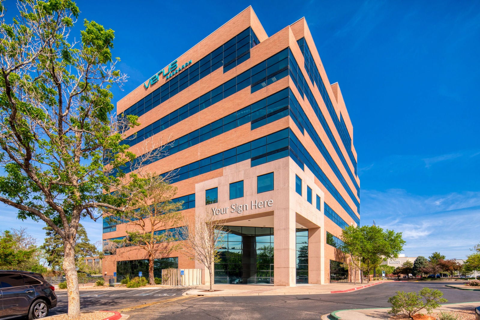 DSC06187_AuroraHDR-edit-YSH