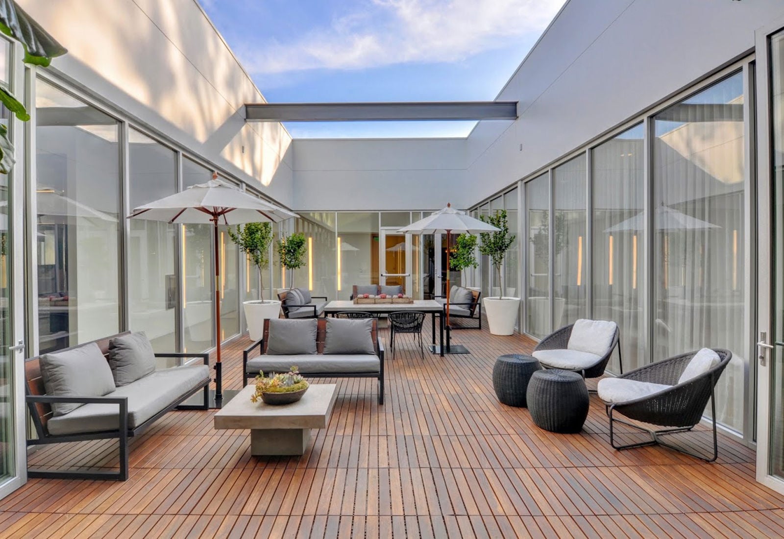 DSC_0133_4_5Interior01