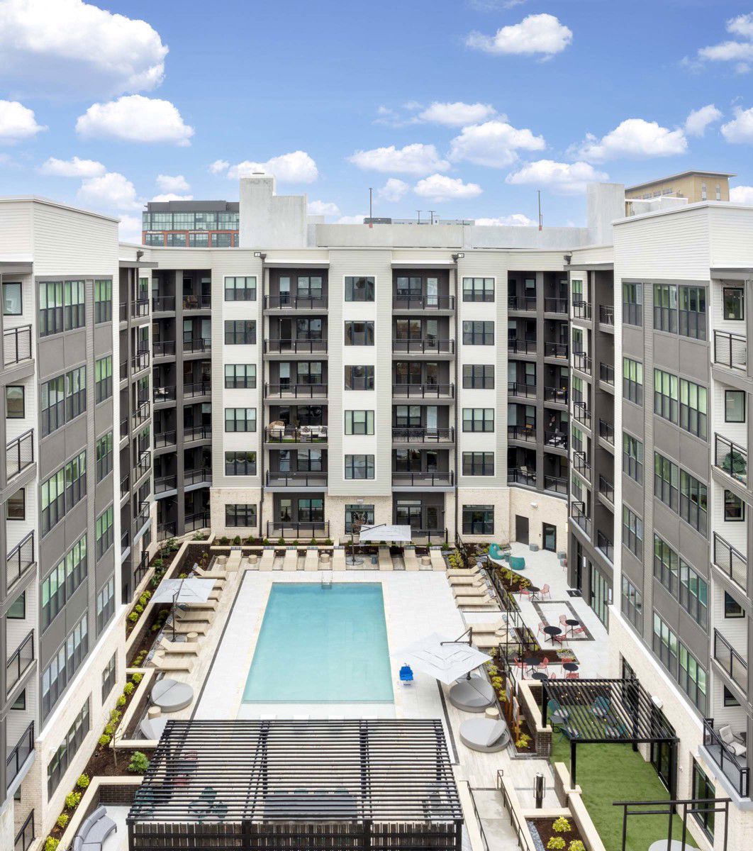 Camden-Durham-Apartments-Durham-NC-Pool-with-Grilling-Stations