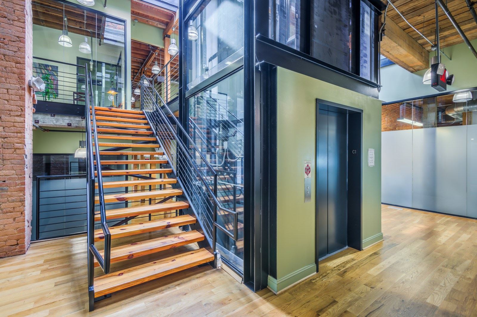 302-e-pettigrew-int-8000-(ZF-0136-73289-1-069)