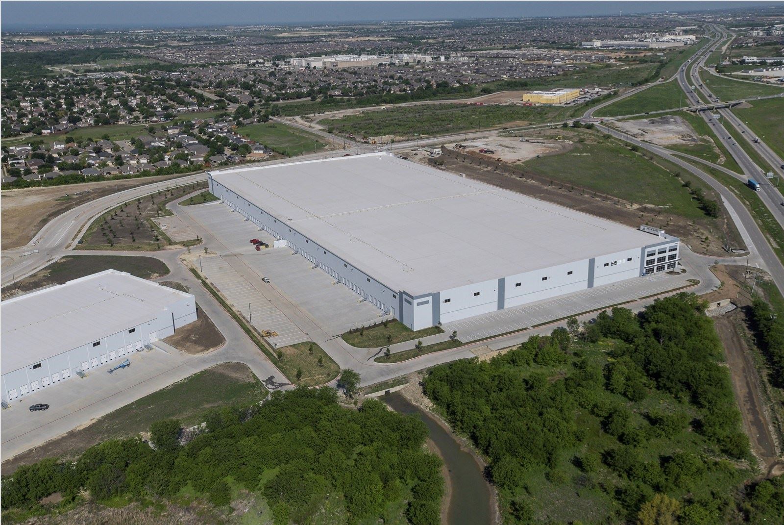 Cowtown Crossing - 287 Logistics Center US-287 BUS & Harmon Rd, Fort Worth, TX 76131, USA - Image 4