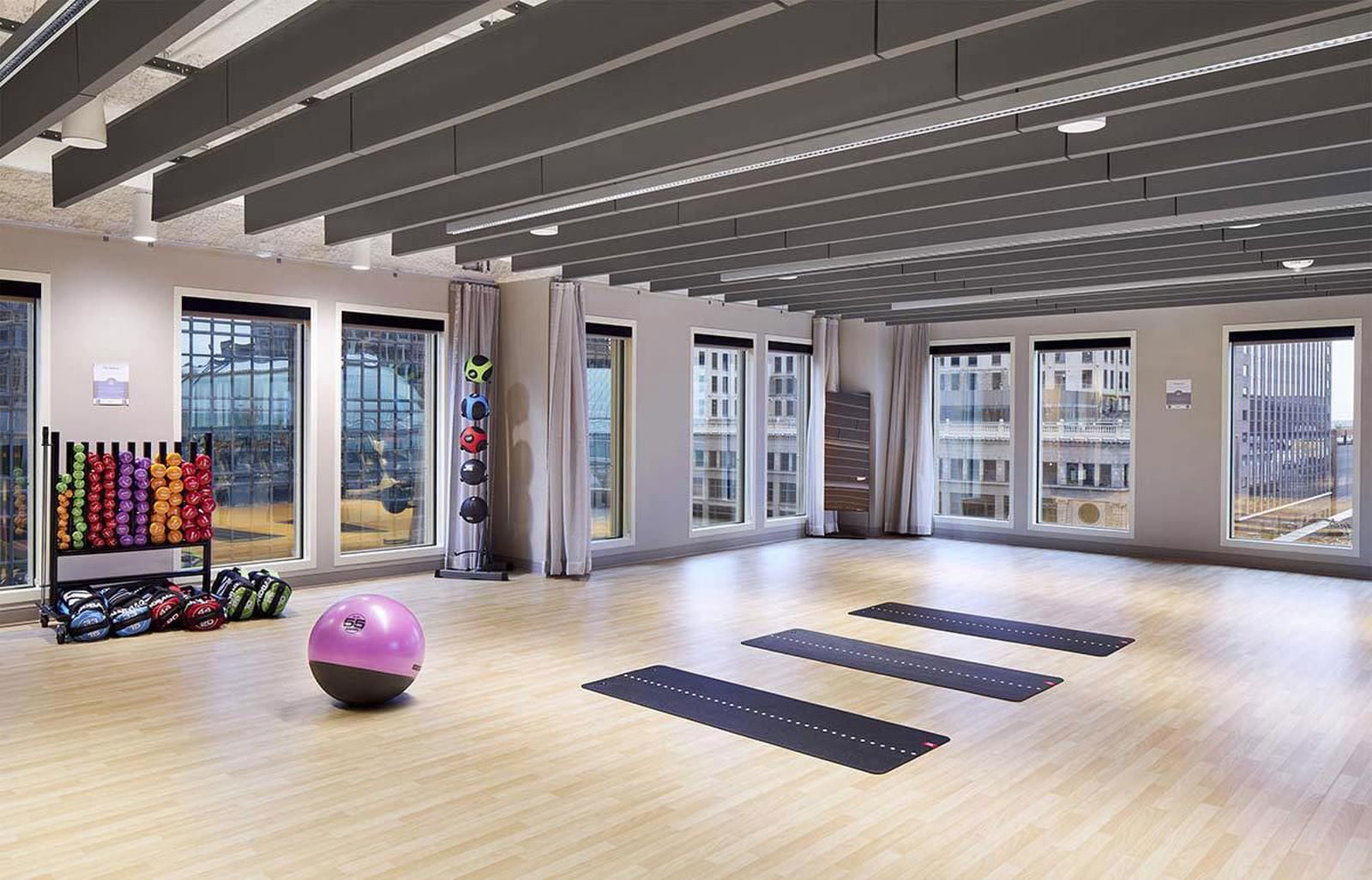 7th-floor-amenities-10