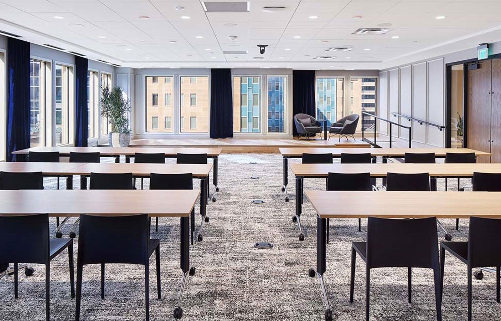 7th-floor-amenities-4