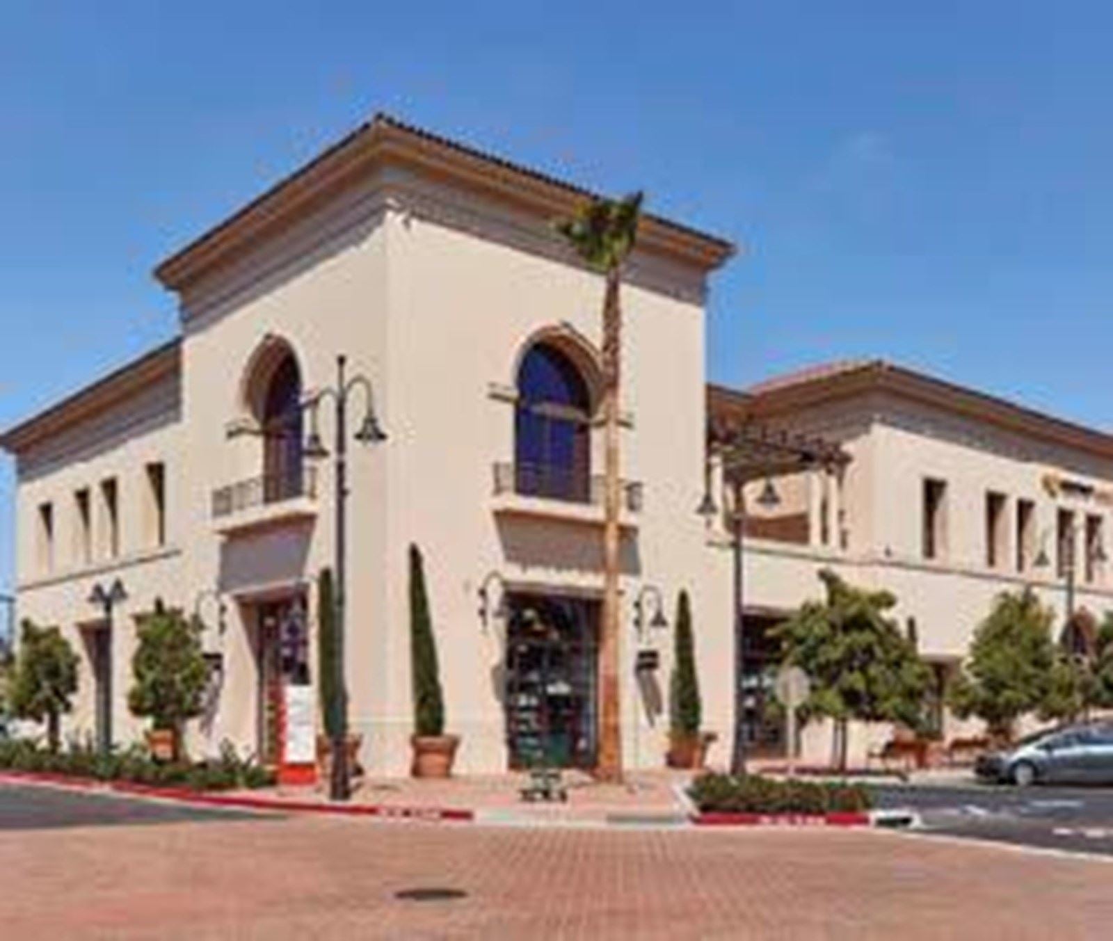 2712 Augustine pic 3