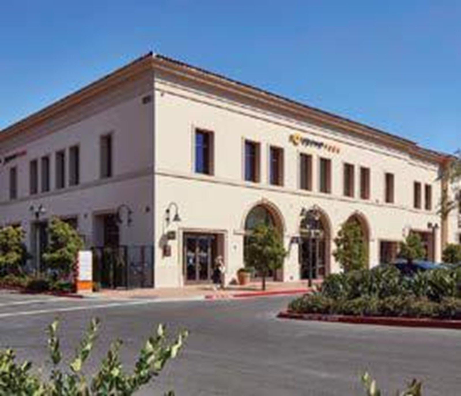 2712 Augustine pic 2