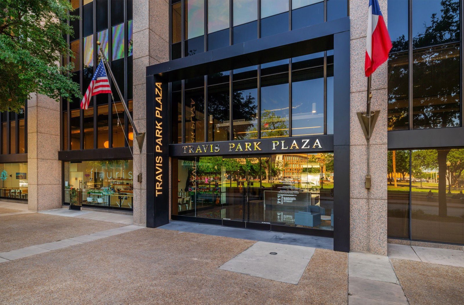 Travis Park Plaza 711 Navarro Street - Image 2