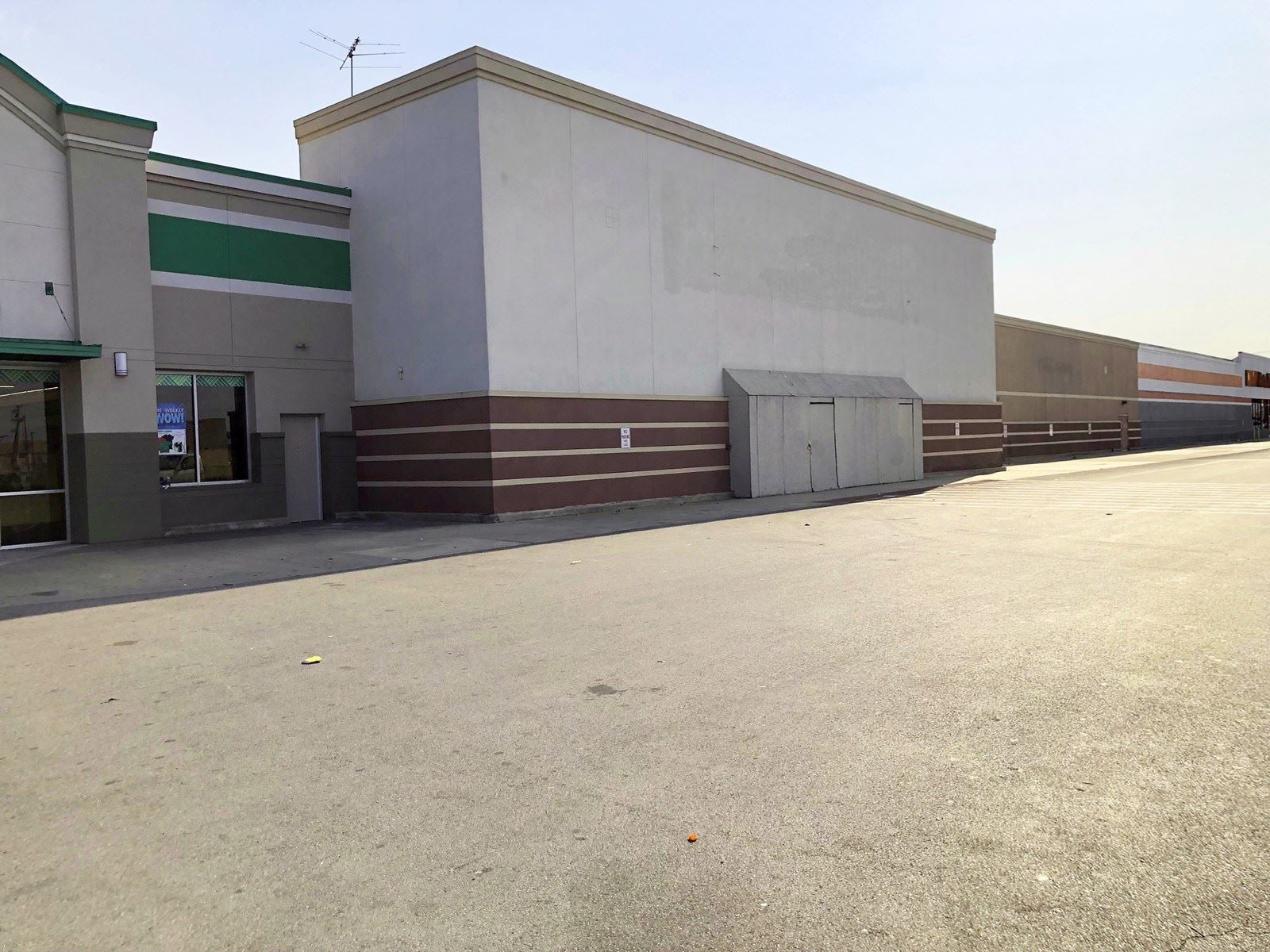 44th & S Western 6_edited