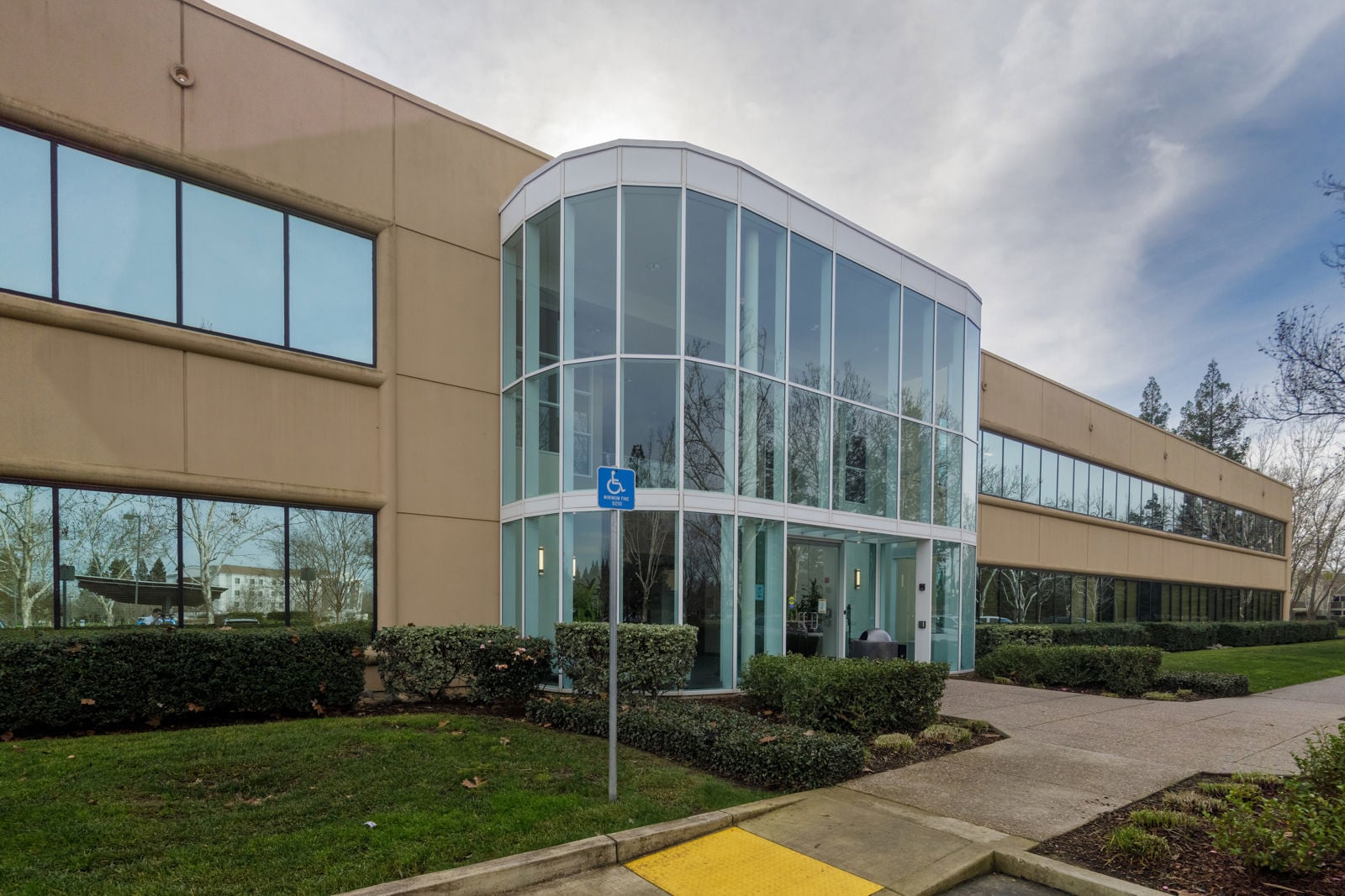 2295 Gateway Oaks_Exterior_74A7634-HDR