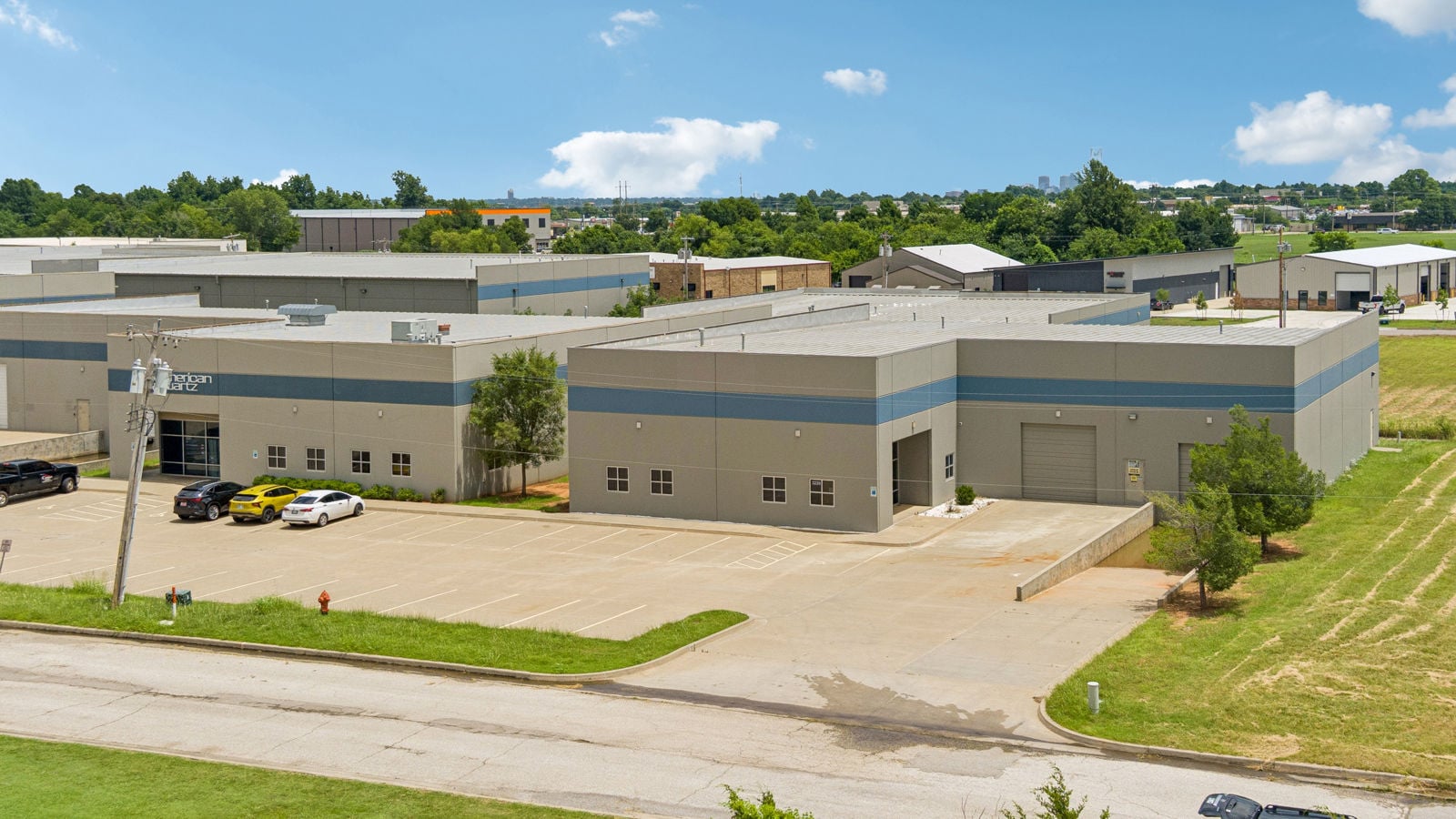 01-100_3220 Thomas Rd