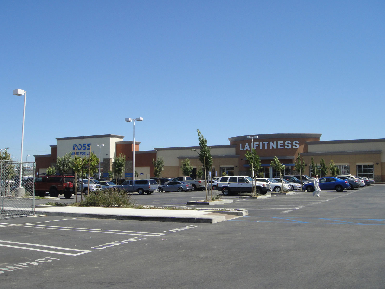 Palo Woods Shopping Center 1.JPG
