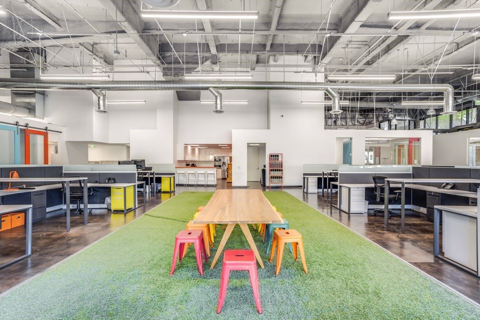 Suite 120 - Main Area